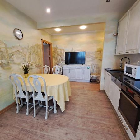 Andyshaun Service Appartments リガ エクステリア 写真